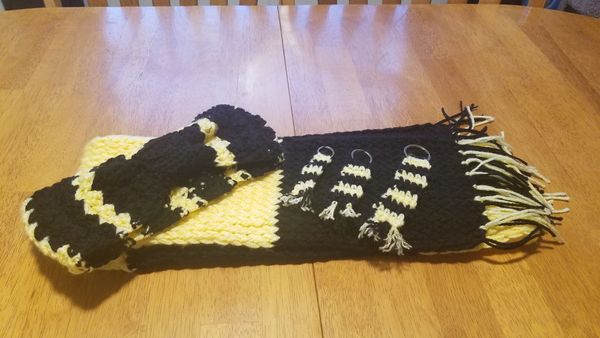 Project Hufflepuff House: Scarf and More